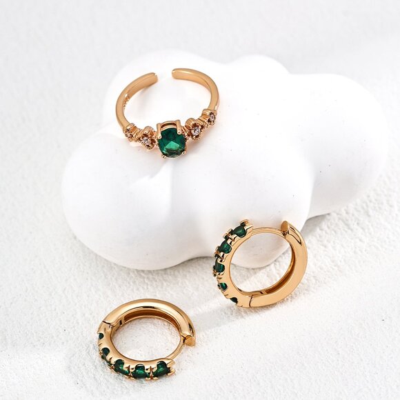 925 Gold Emerald CZ Filigree Adjustable Ring - Picture 3 of 4